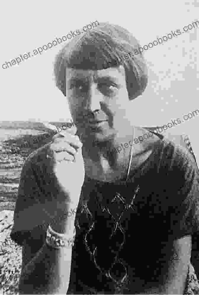 Marina Tsvetaeva Lost In The Reverie Of Love Selected Poems: Marina Tsvetaeva Marina Tsvetaeva